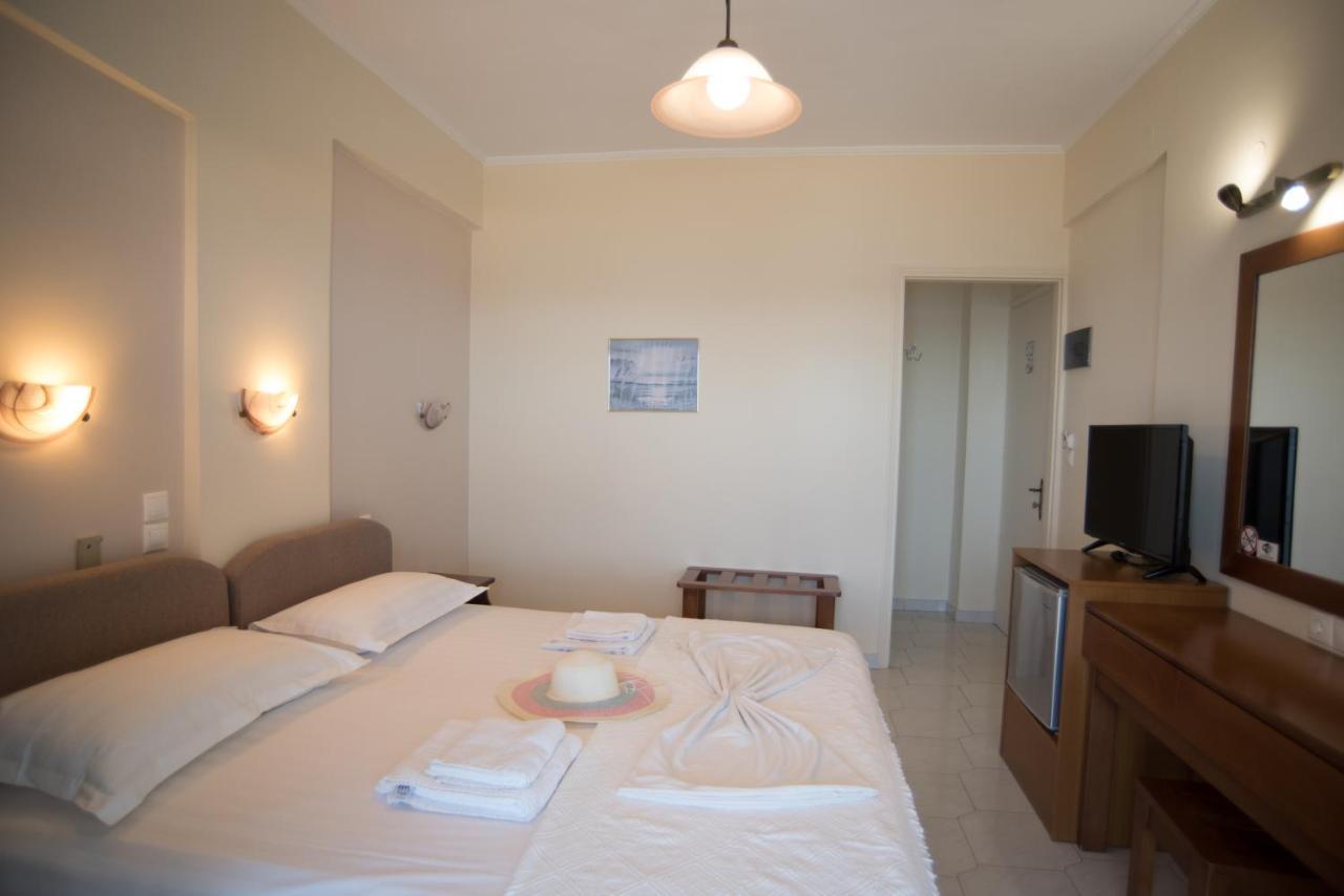 Oasis Hotel Perigiali Eksteriør billede