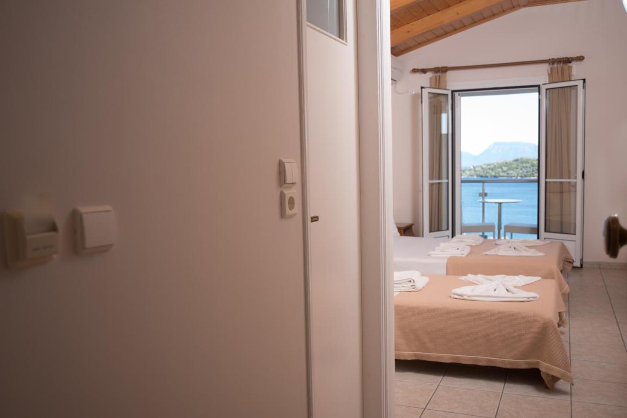 Oasis Hotel Perigiali Eksteriør billede