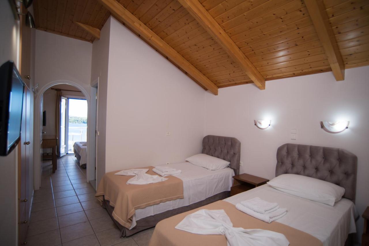 Oasis Hotel Perigiali Eksteriør billede