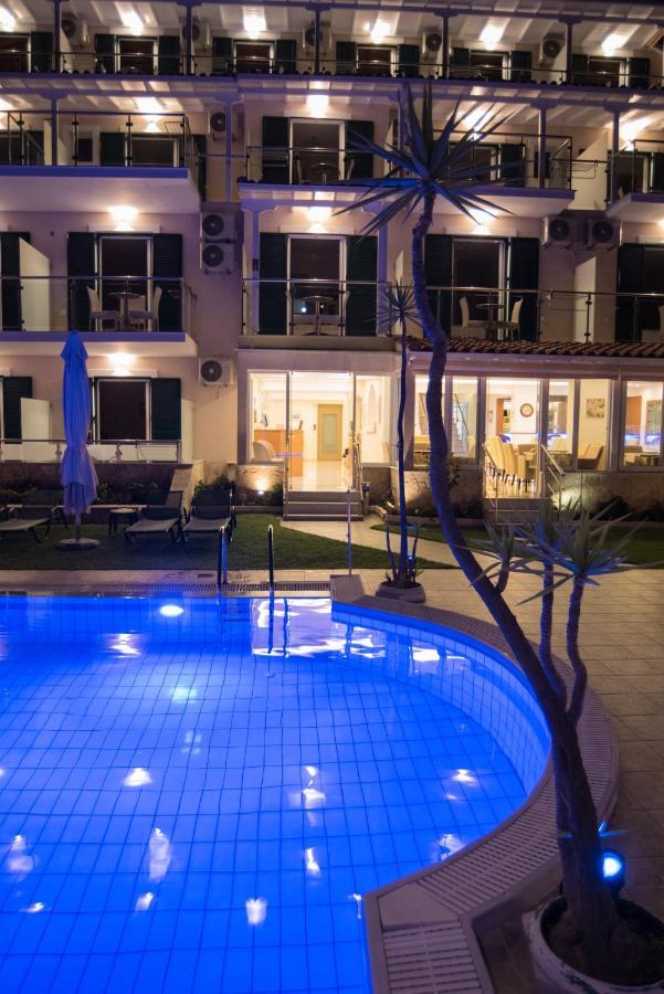 Oasis Hotel Perigiali Eksteriør billede